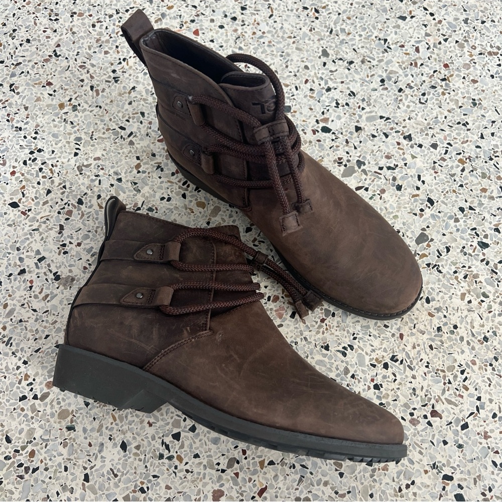 Teva Women’s De La Vina Dos Shorty #1094929 Leather Boots size 8